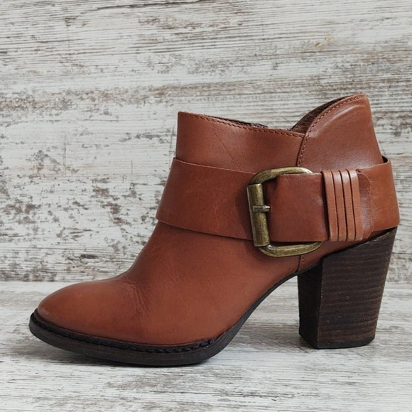 Steven By Steve Madden Shoes - 🟨Steven by Steve Madden Leather Booties